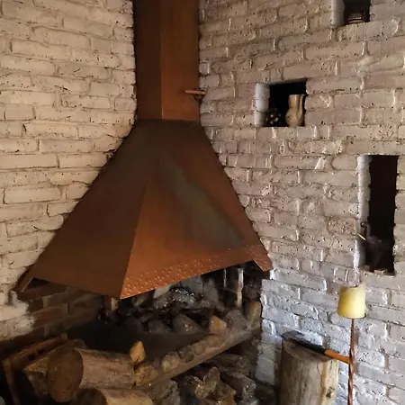 Prázdninový dům Malebná Chata V Lese *